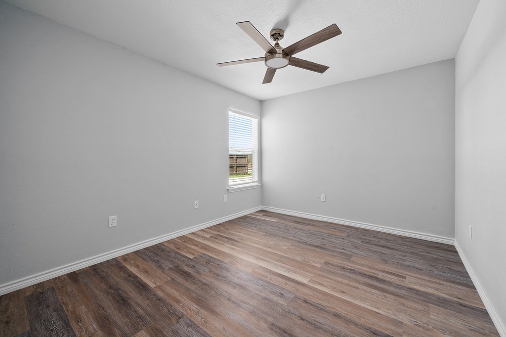 215 W Speckled Trout Property Photo 17