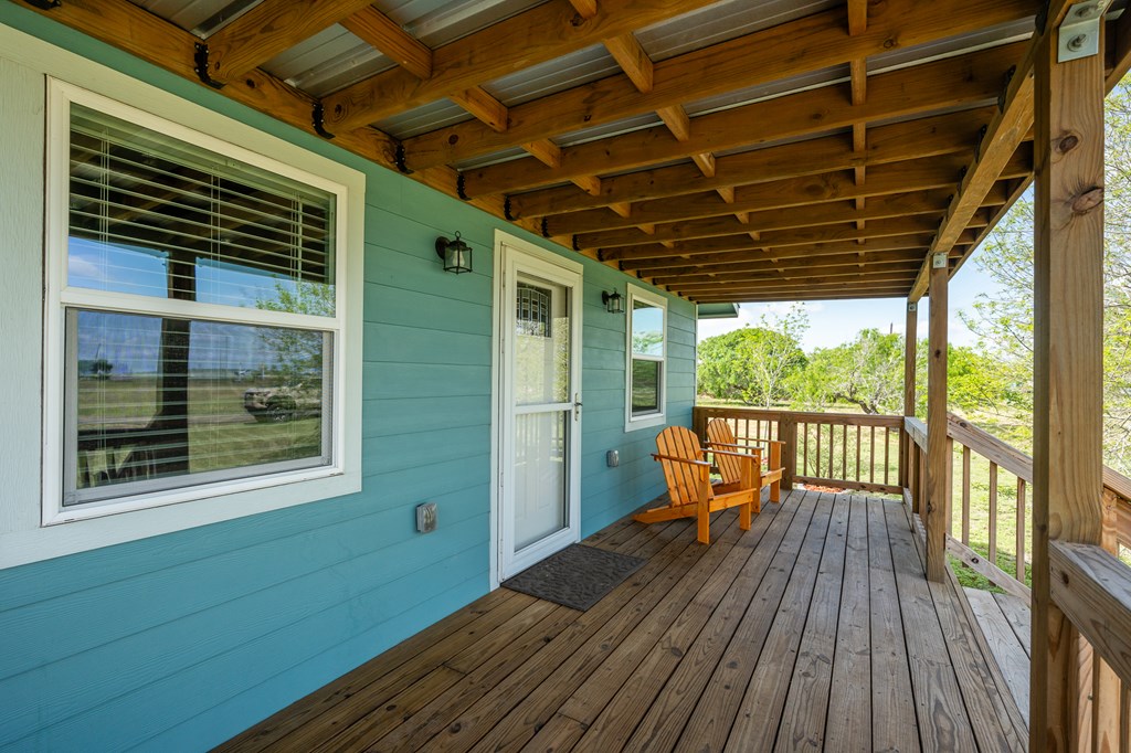 726 Third St. Property Photo 5