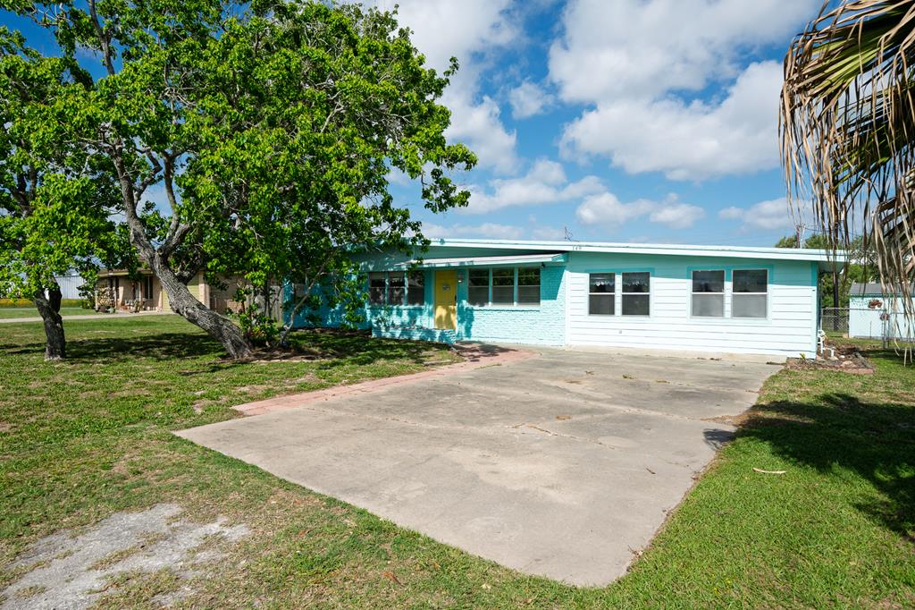 149 Woodhaven Property Photo 1