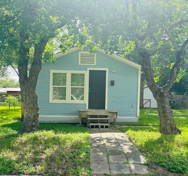 411 S Market Property Photo 1