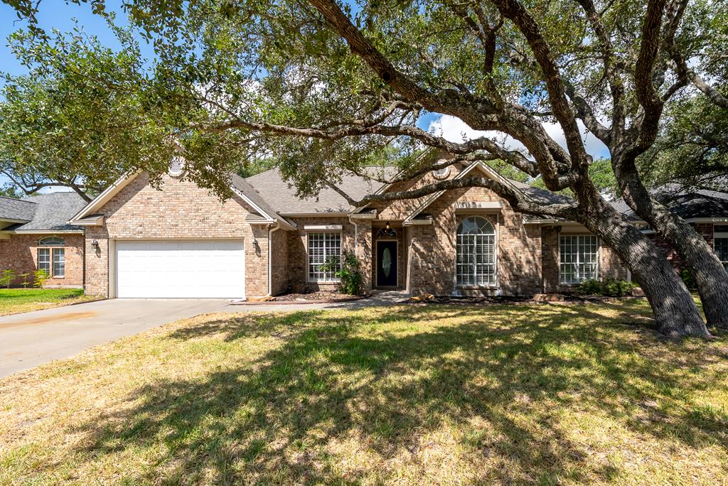 302 Cherry Hills Dr. Property Photo 1