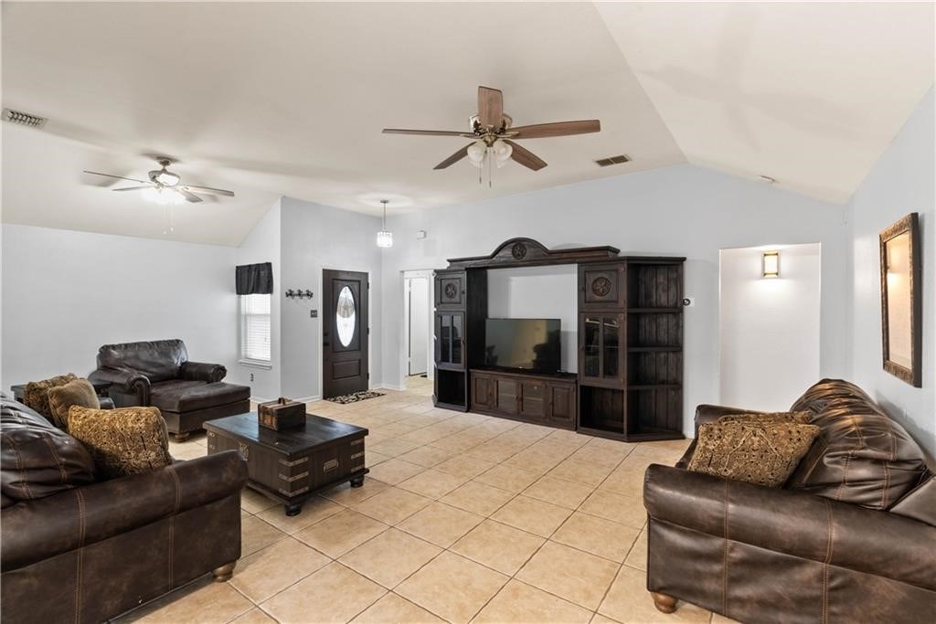 7913 Wolf Dr Property Photo 15