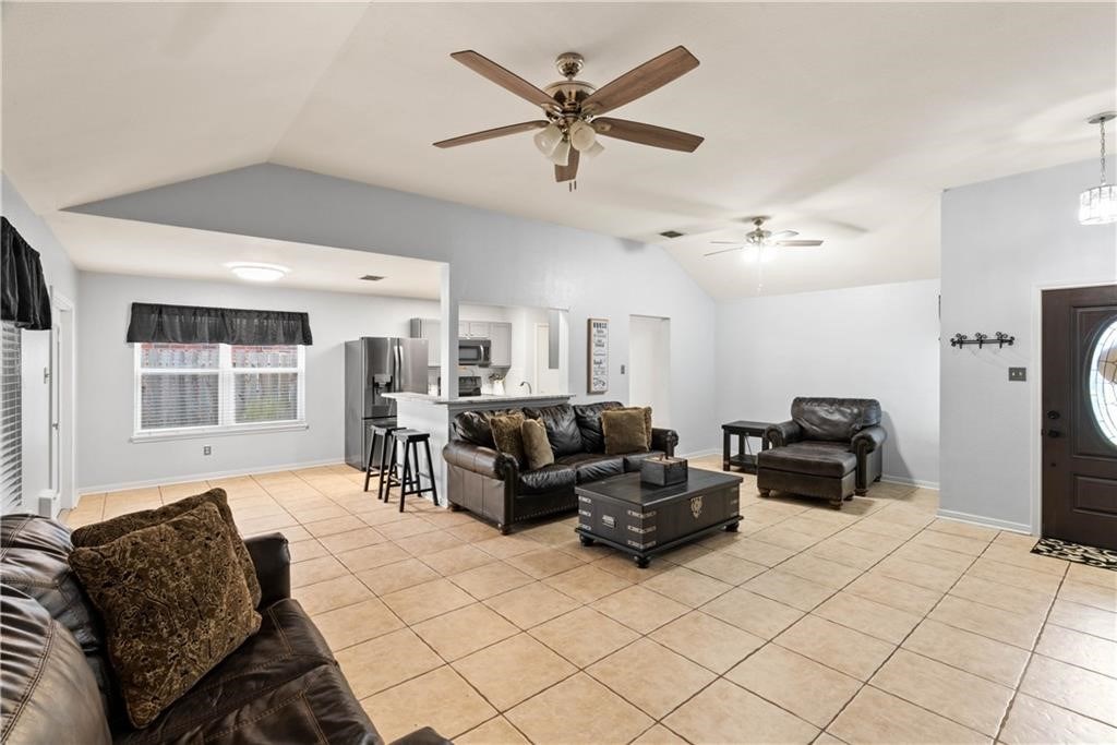 7913 Wolf Dr Property Photo 16