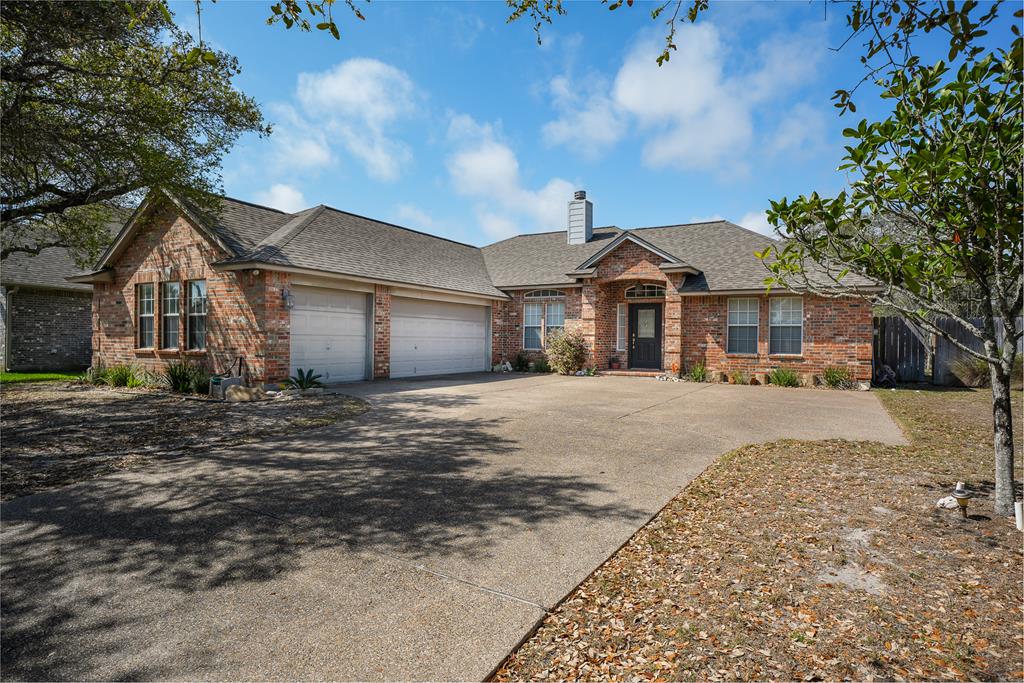 461 Augusta Dr. Property Photo 1