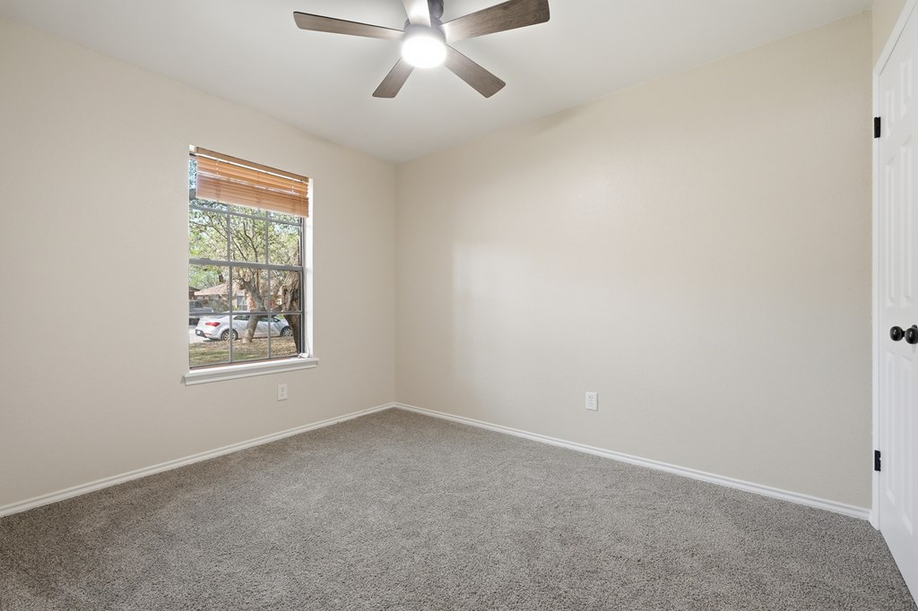 2169 Timberleaf Cir. Property Photo 20