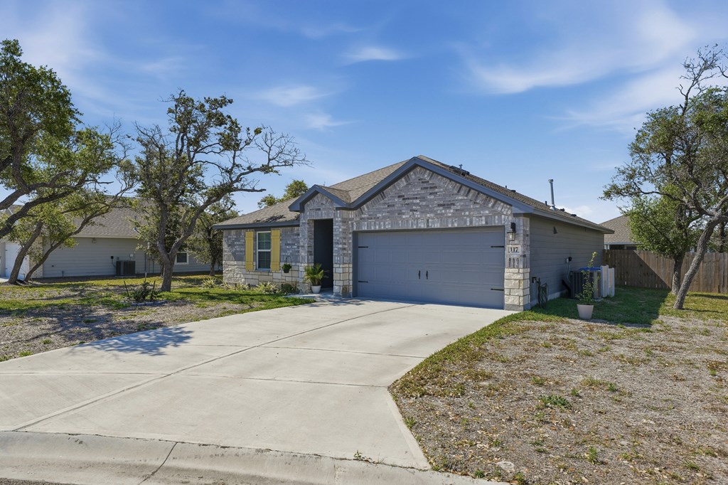 117 Aruba Dr Property Photo 3