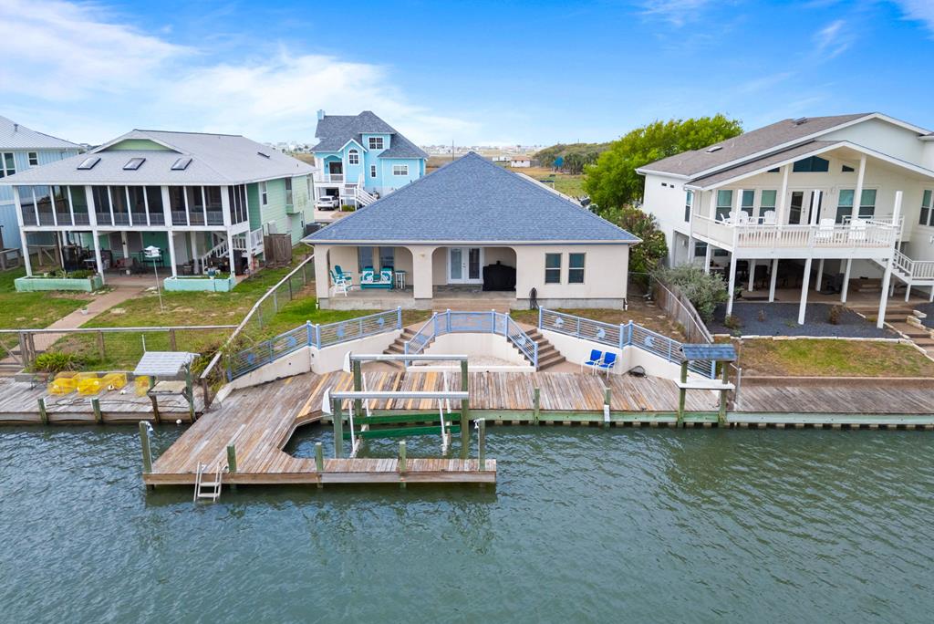 204 Lands End Property Image