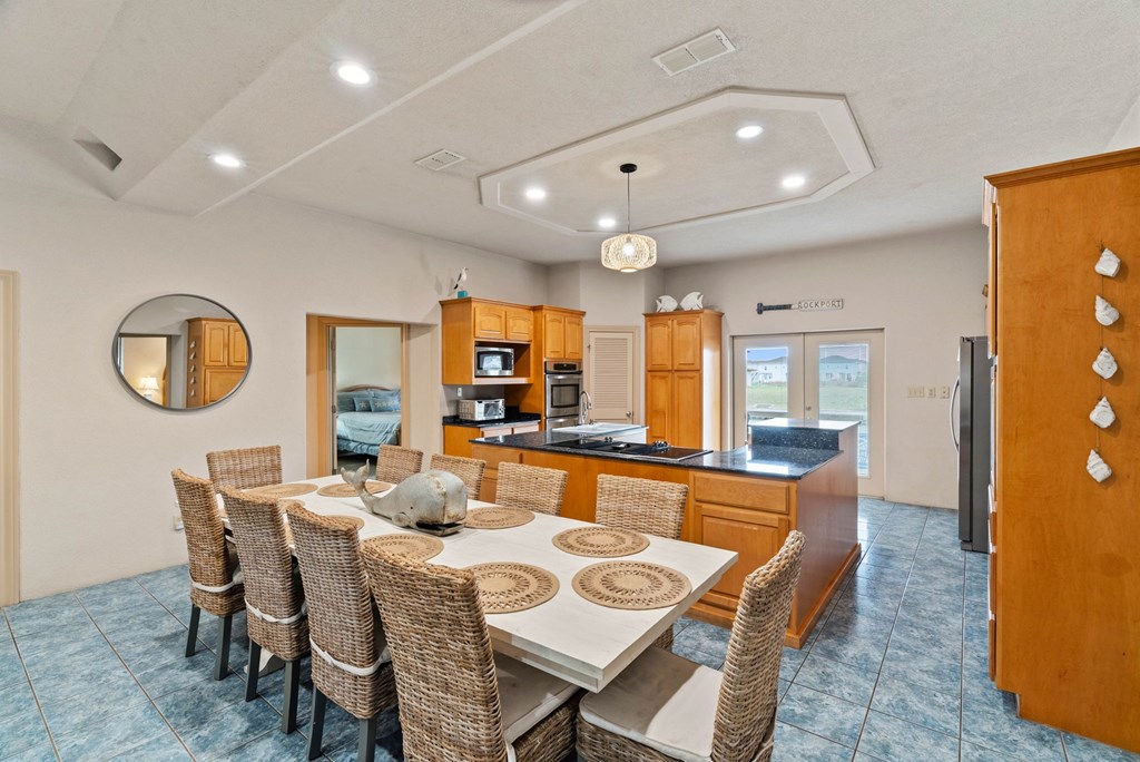 204 Lands End Property Photo 20