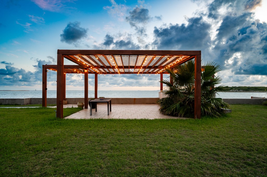 204 Bayshore Dr. Property Photo 38