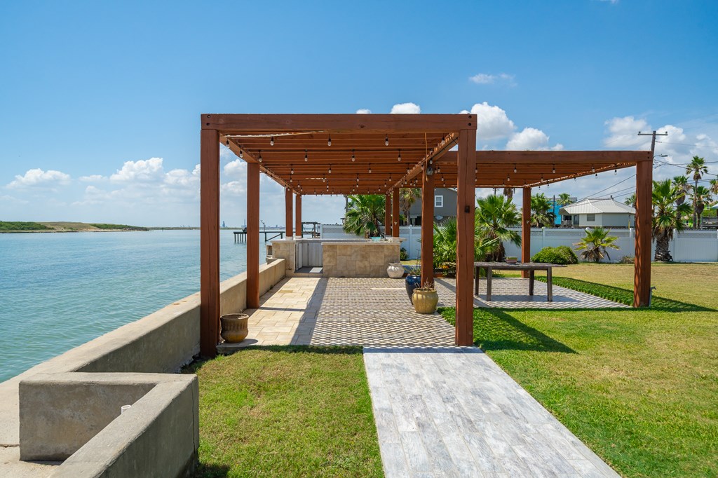 204 Bayshore Dr. Property Photo 52