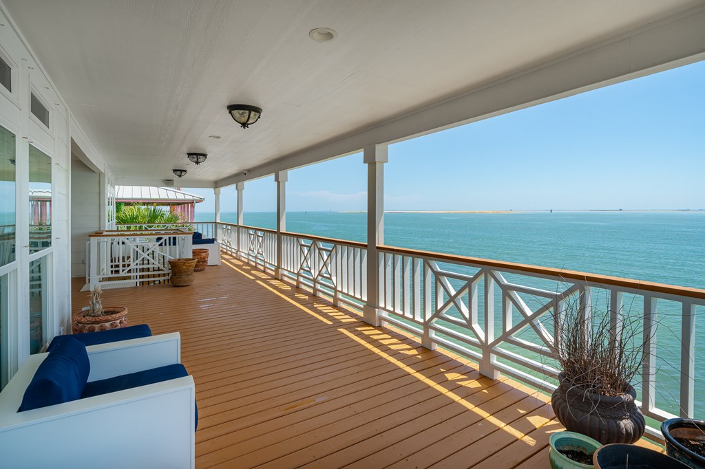 204 Bayshore Dr. Property Photo 54