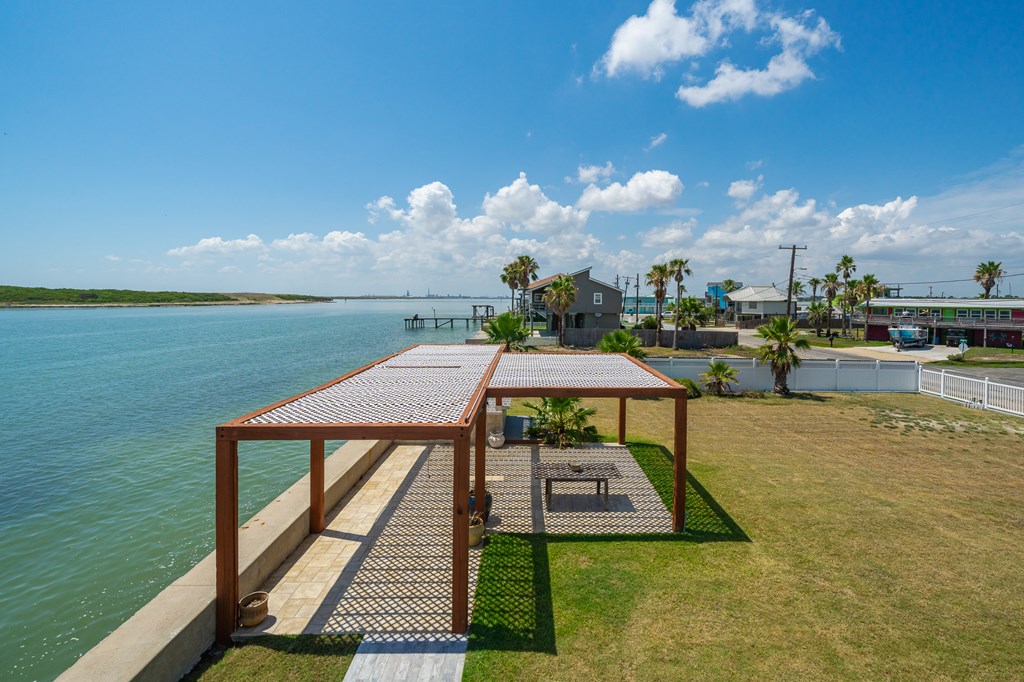 204 Bayshore Dr. Property Photo 55