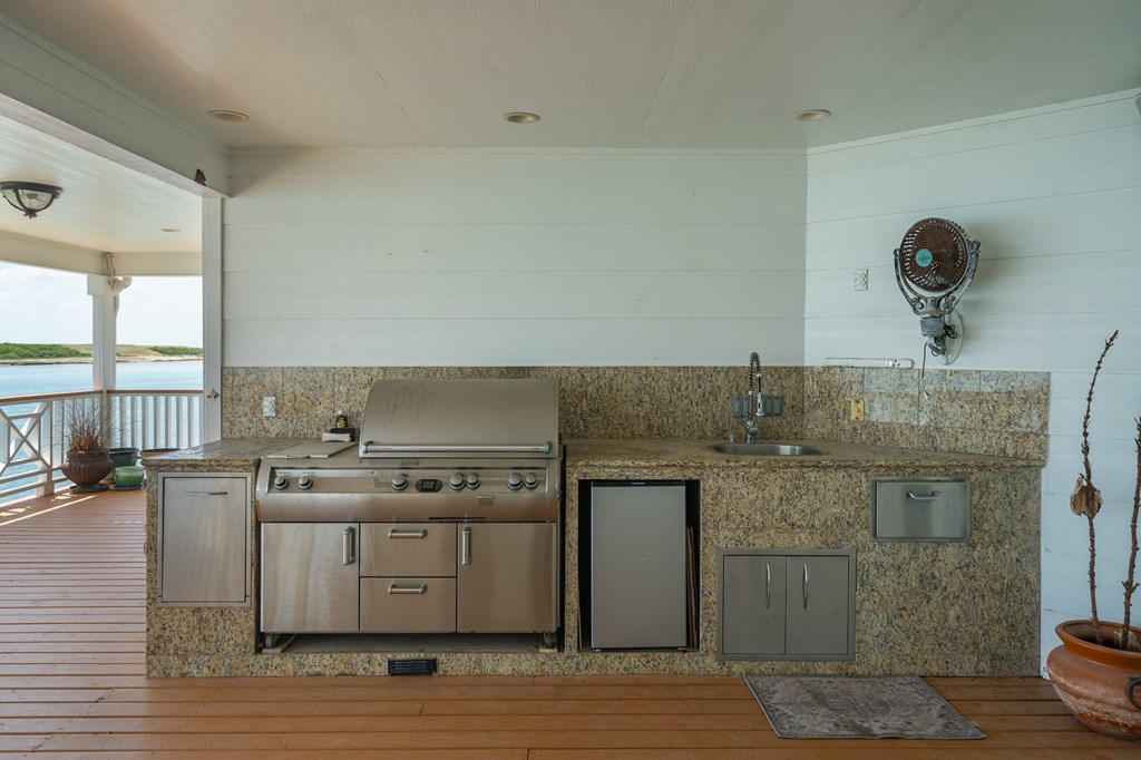 204 Bayshore Dr. Property Photo 58
