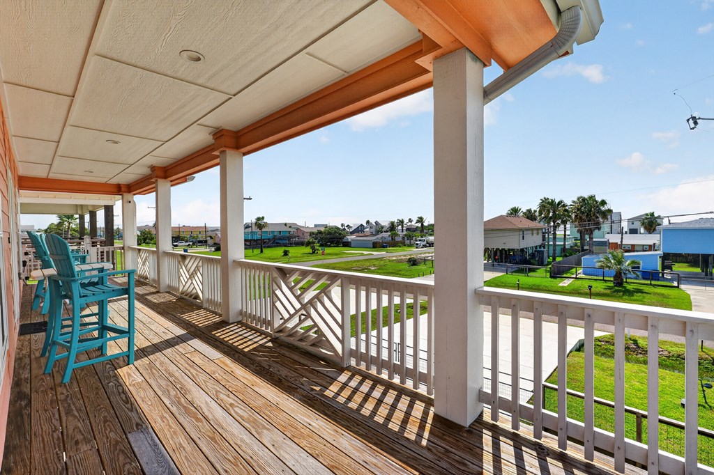 1505 S Live Oak St. Property Photo 5