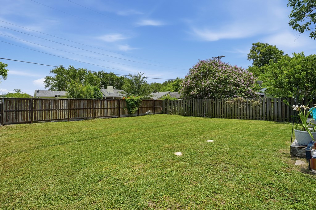 308 S Sixth St Property Photo 26