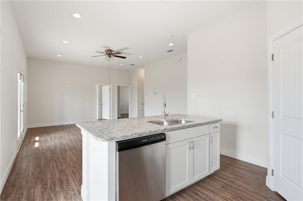 158 S Nautica Property Photo 9