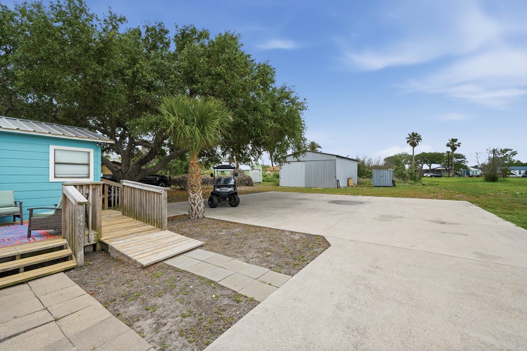 819 S Church Property Photo 23