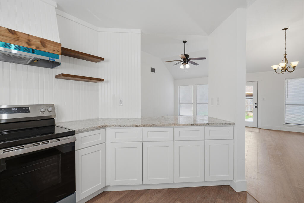 2087 Sabal Dr. Property Photo 15