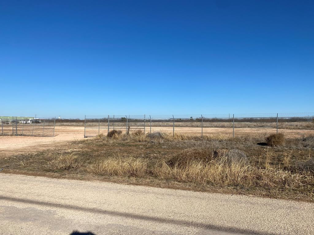 4276 Dan Hanks Road Property Photo 1
