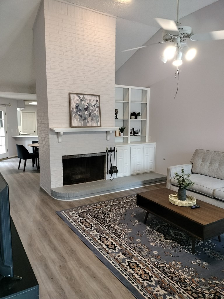 3609 High Meadow Drive Property Photo 2