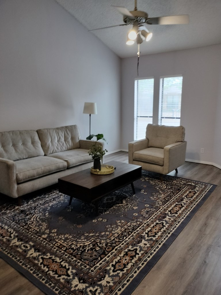 3609 High Meadow Drive Property Photo 7