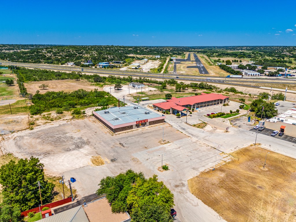 223 N Hwy 277n Property Photo 4