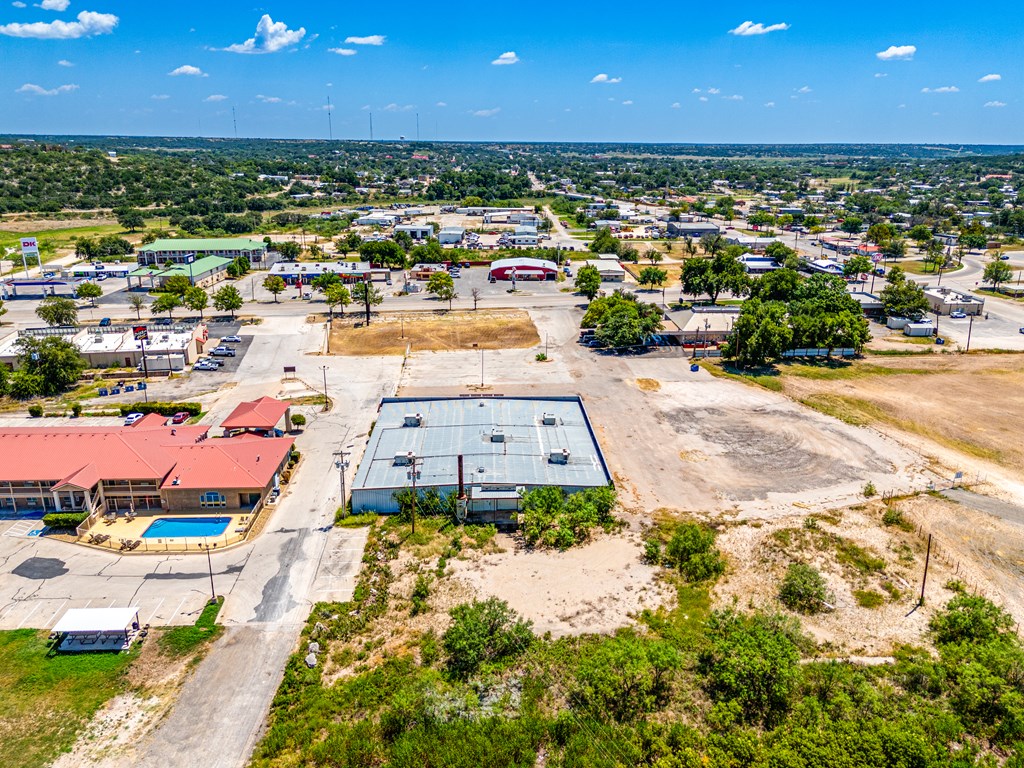 223 N Hwy 277n Property Photo 8