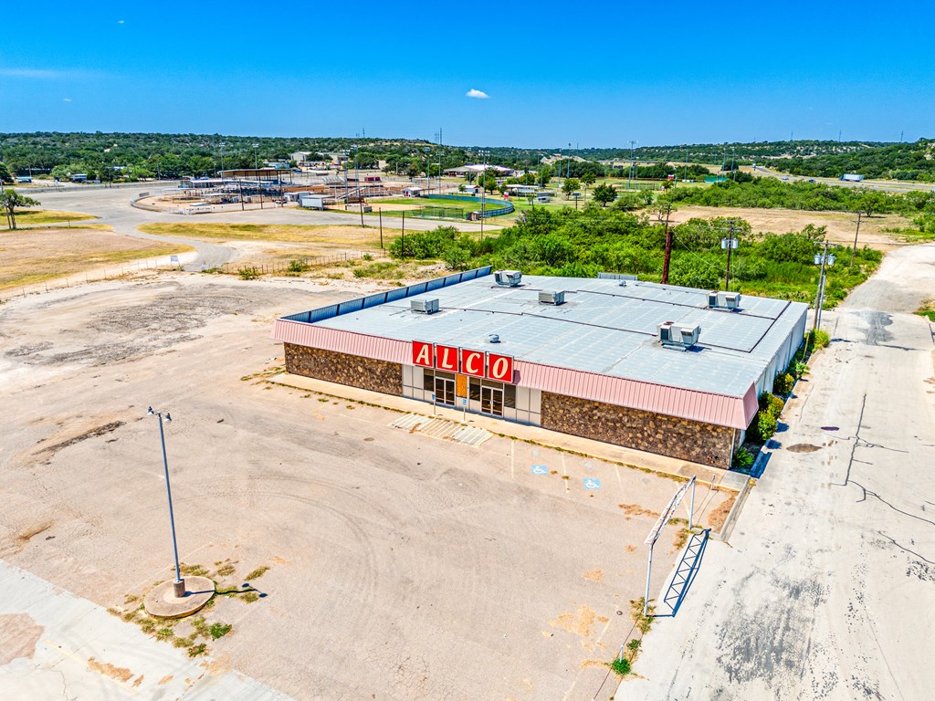 223 N Hwy 277n Property Photo 16