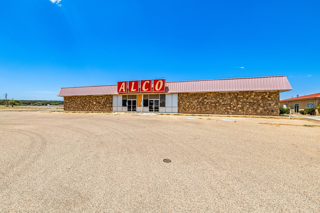 223 N Hwy 277n Property Photo 19