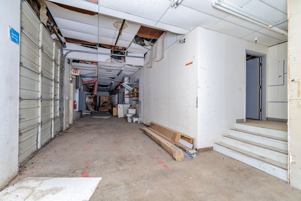 223 N Hwy 277n Property Photo 25