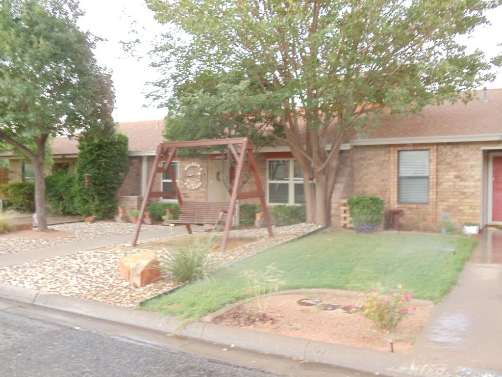 2237 Valleyview Boulevard Property Photo 1