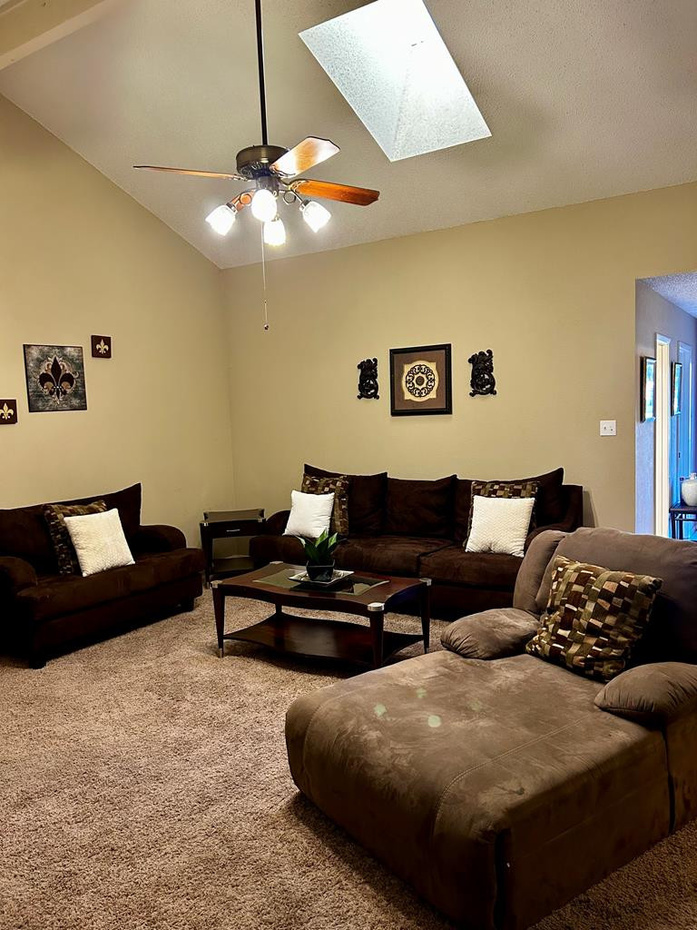 2237 Valleyview Boulevard Property Photo 6