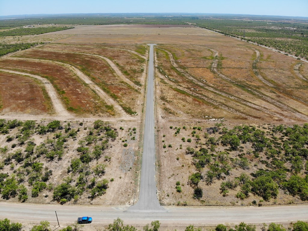 3312 Upland Trail Property Photo 6