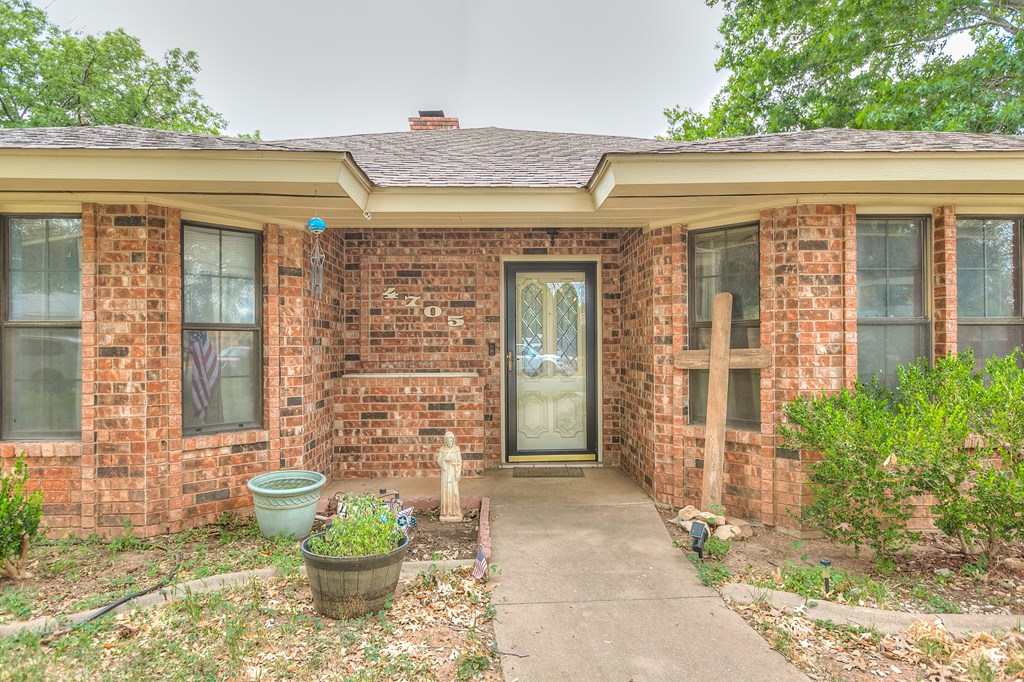 4705 Bermuda Dr Property Photo 2