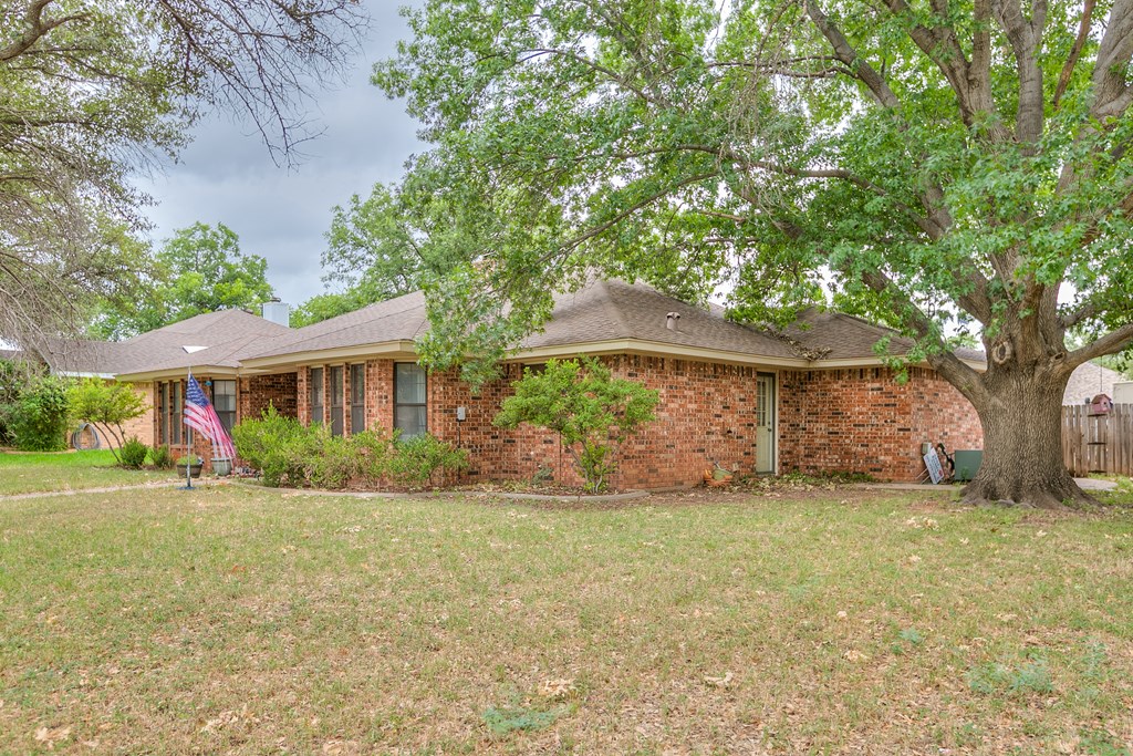 4705 Bermuda Dr Property Photo 4