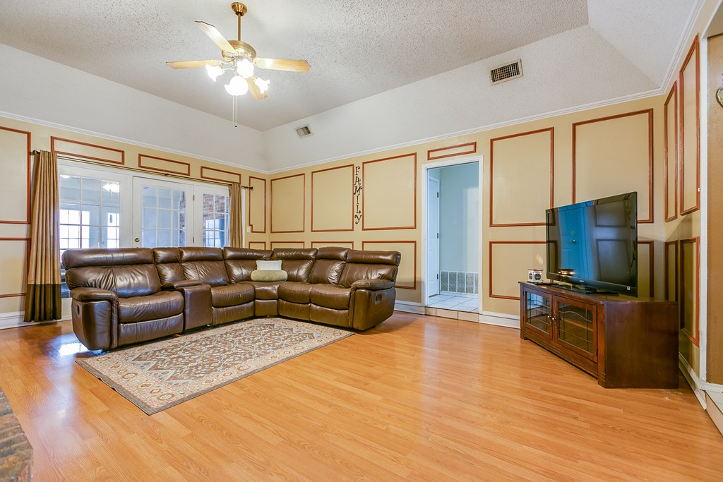 4705 Bermuda Dr Property Photo 7