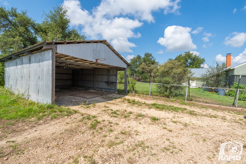 9286 County Road 2335 Property Photo 38