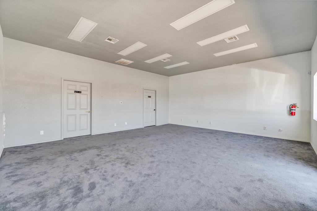 1619 S Chadbourne St Property Photo 4