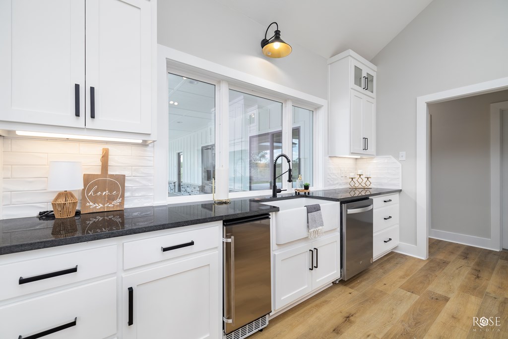 6112 Eugene Trl Property Photo 18