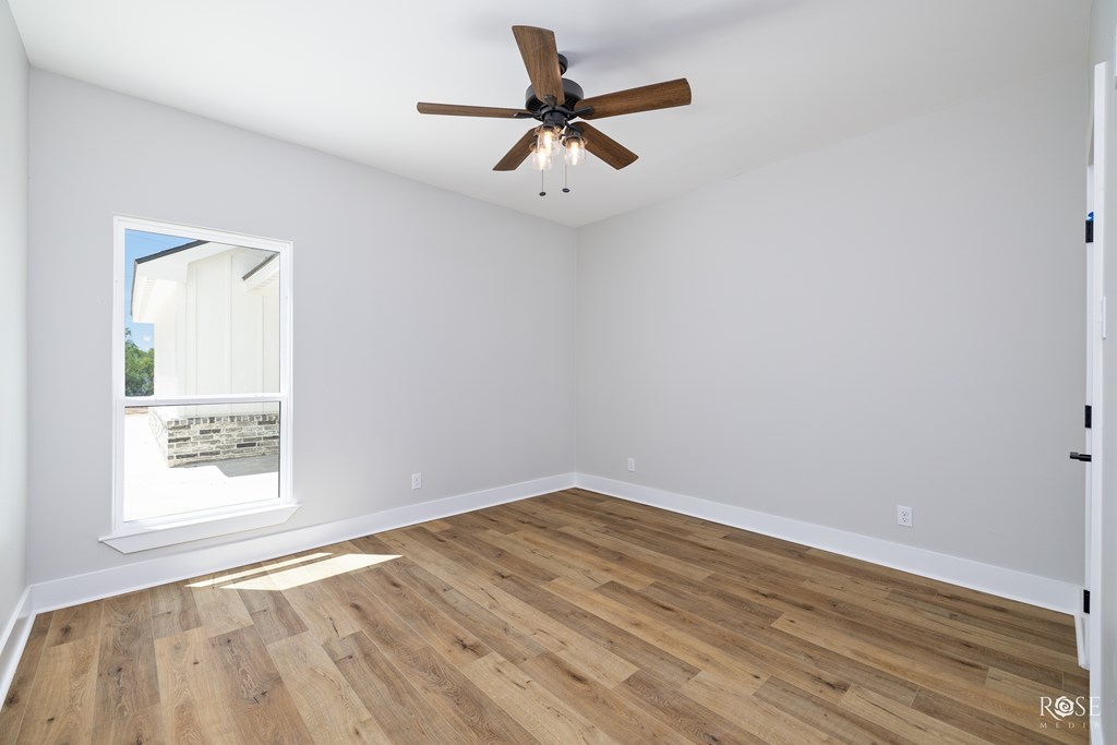 6112 Eugene Trl Property Photo 32
