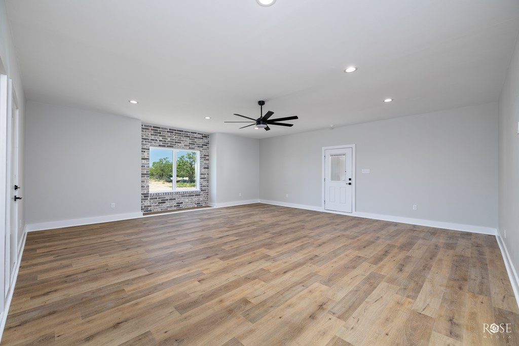 6112 Eugene Trl Property Photo 33