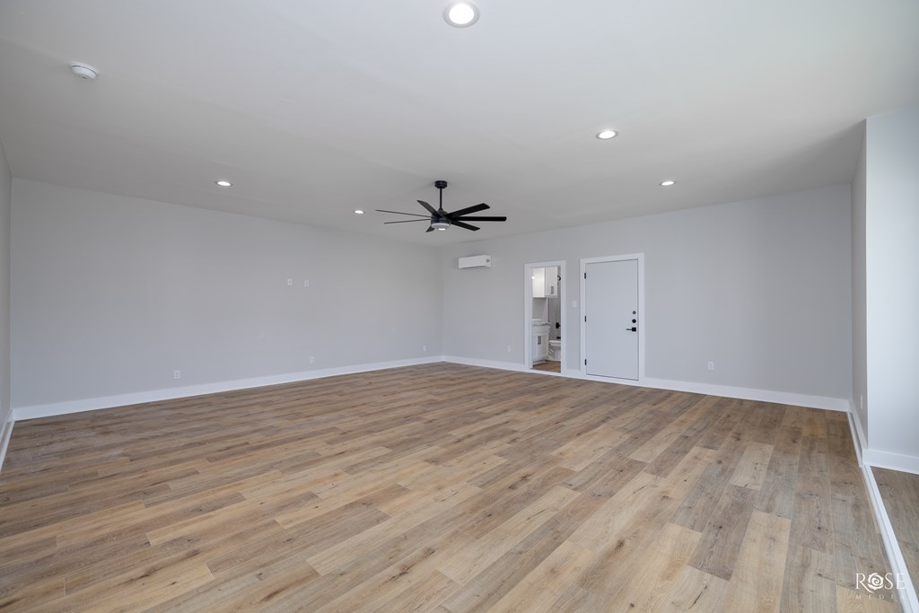 6112 Eugene Trl Property Photo 34