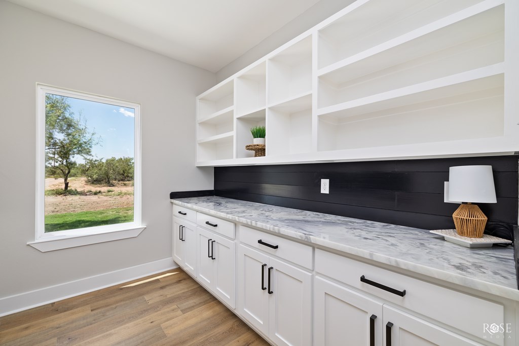 6112 Eugene Trl Property Photo 41