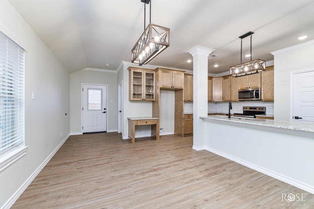 6110 Stone Canyon Trail Property Photo 8