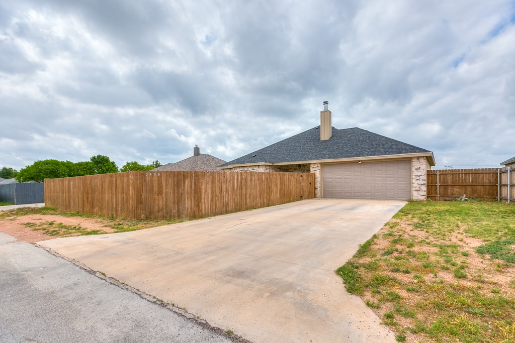 3406 Twin Mountain Dr Property Photo 31