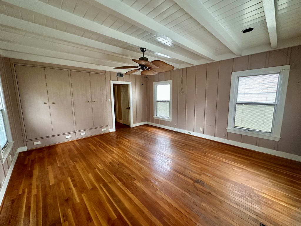1615 W Twohig Ave Property Photo 6
