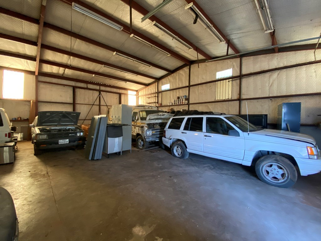 201 Commerce Street Property Photo 3