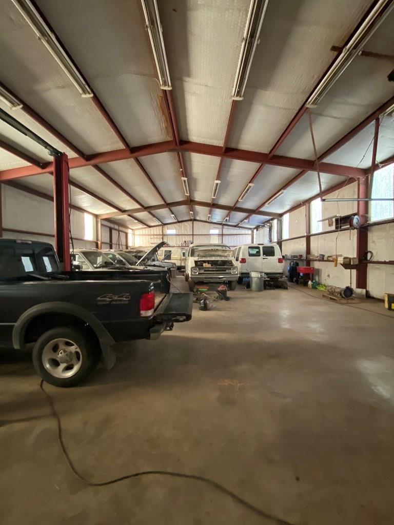 201 Commerce Street Property Photo 4