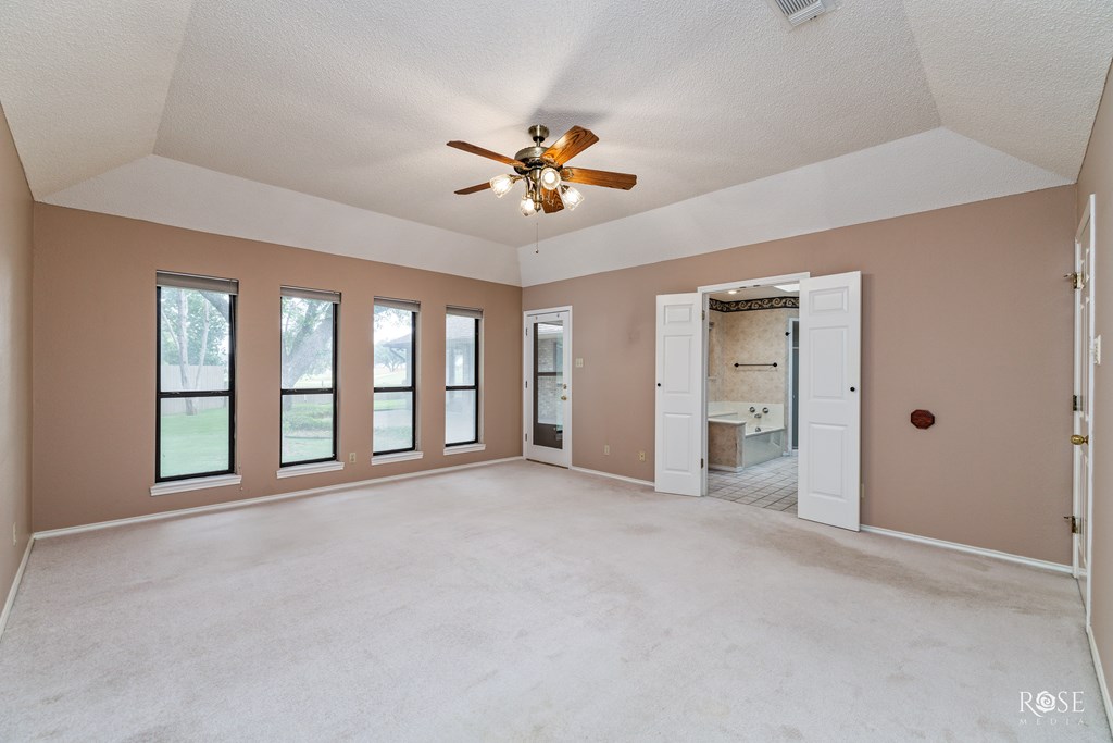 5214 N Bentwood Dr Property Photo 20