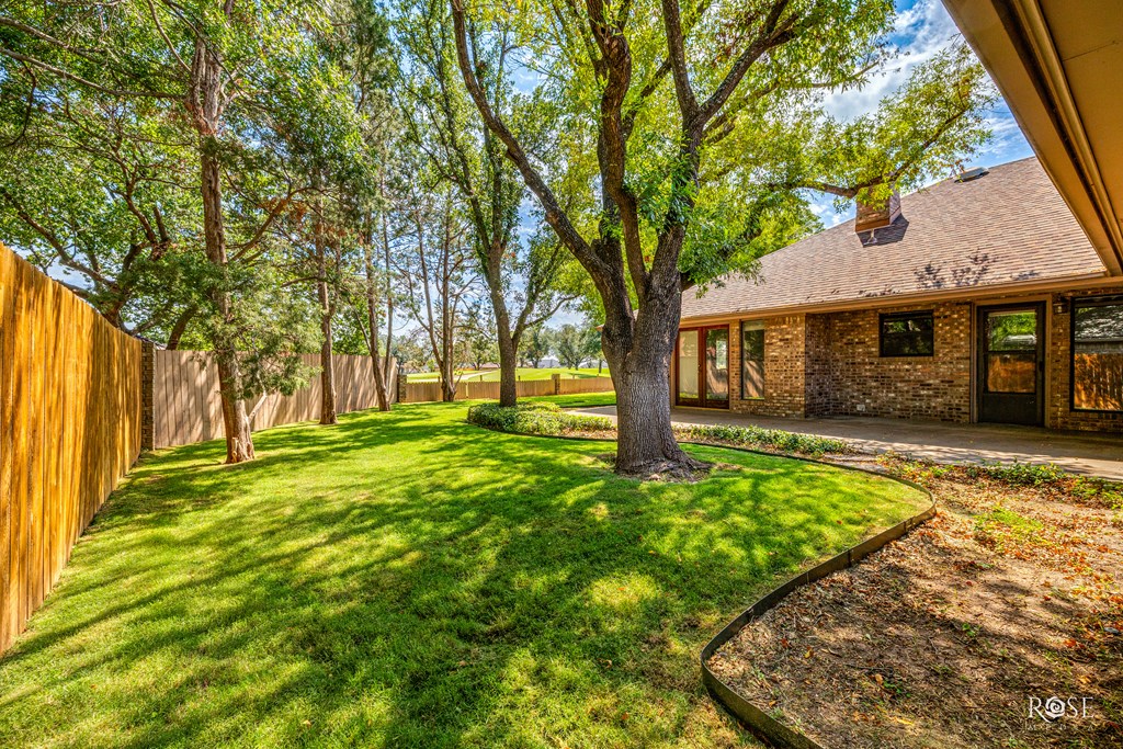 5214 N Bentwood Dr Property Photo 31